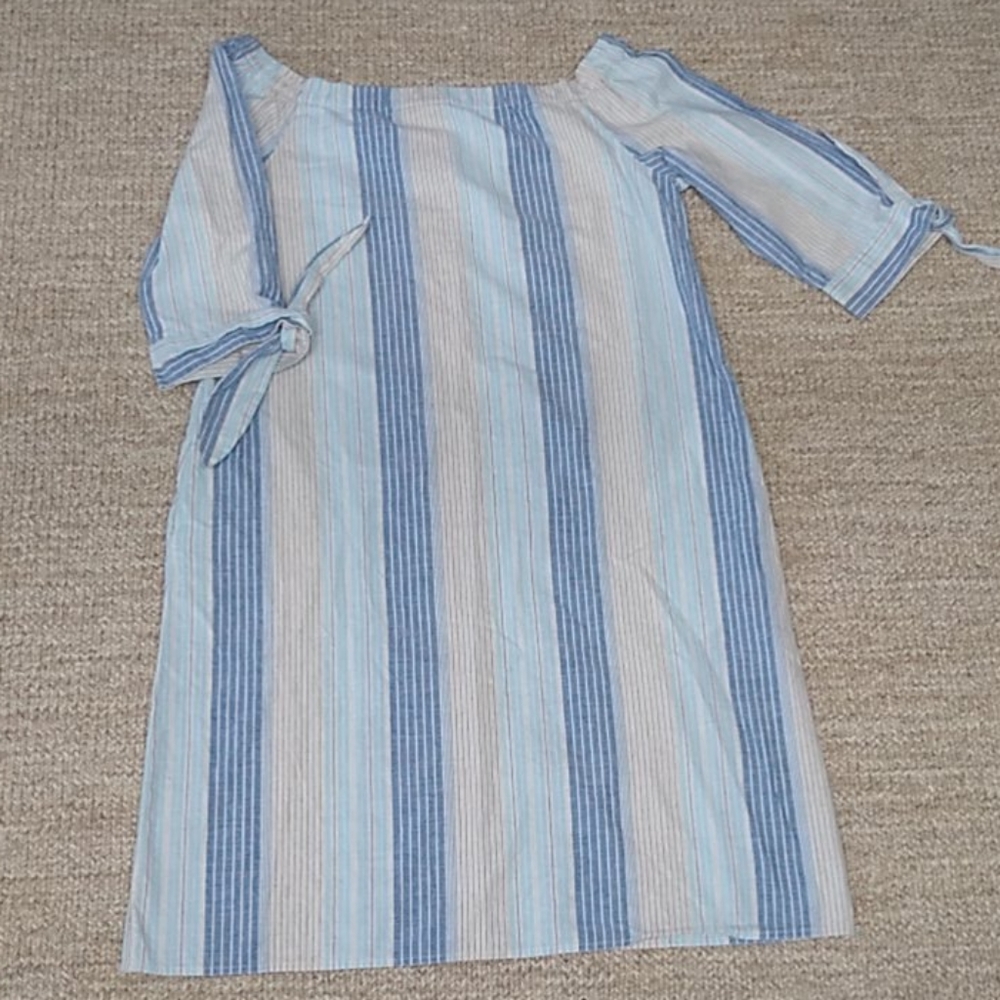 Oxford off shoulder striped dress
